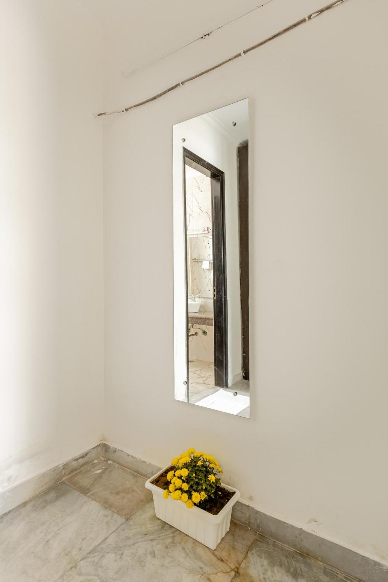 Lime Tree Service Apartment Golf Course Road, Ґурґаон Екстер'єр фото